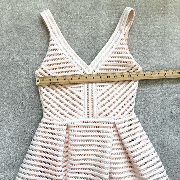 MAJE Pink Rayure Mesh-Striped Jersey Mini Dress Size 2 Skater Feminine Dainty - Picture 9 of 13